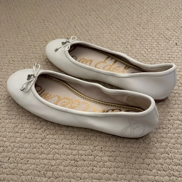 Sam Edelman Felicia Ballet Flat - Picture 4 of 6
